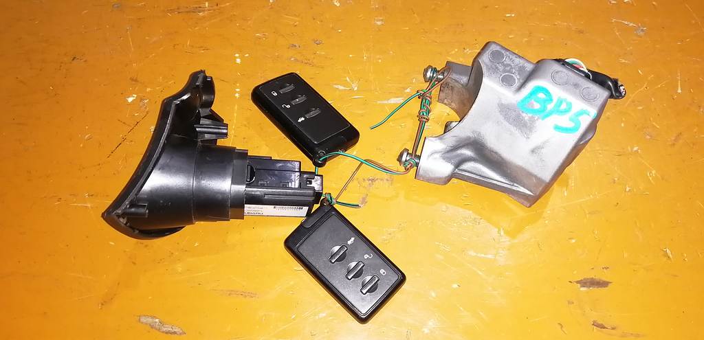 замок зажигания Subaru Legacy