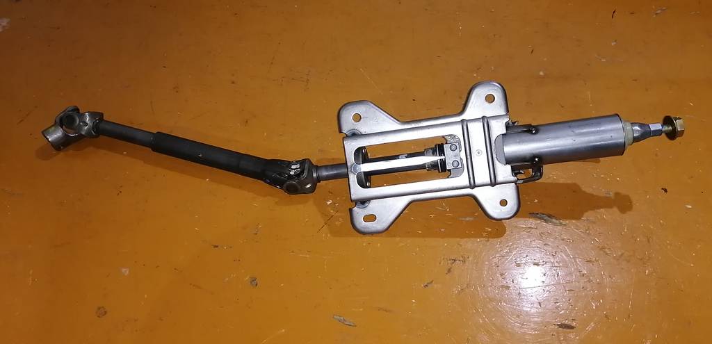 рулевая колонка Mazda Demio