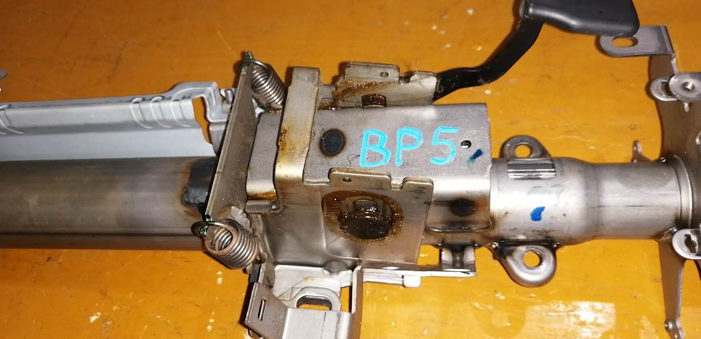 рулевая колонка Subaru Legacy