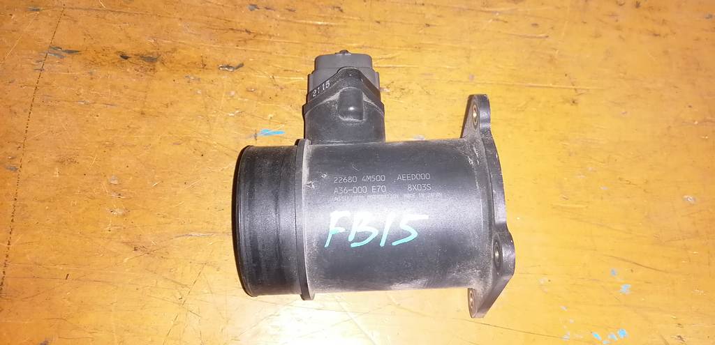 датчик расхода воздуха Nissan Sunny