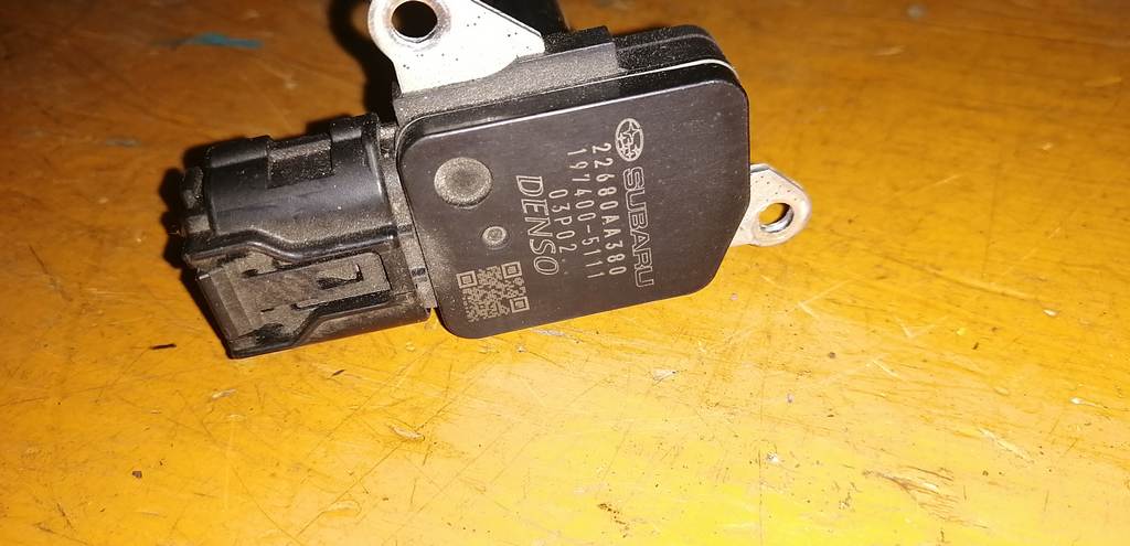 датчик расхода воздуха Subaru Impreza