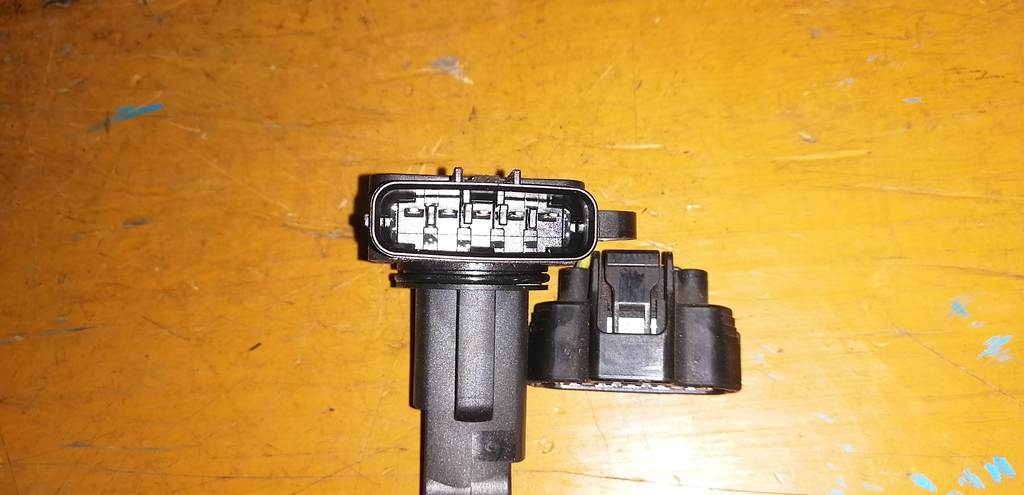 датчик расхода воздуха Subaru Legacy