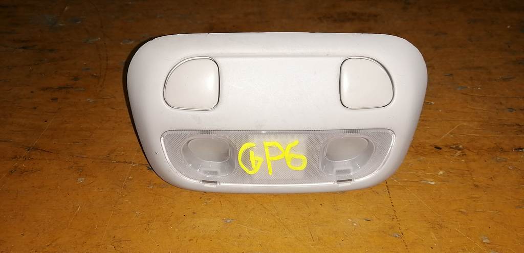 плафон салонный Subaru Impreza