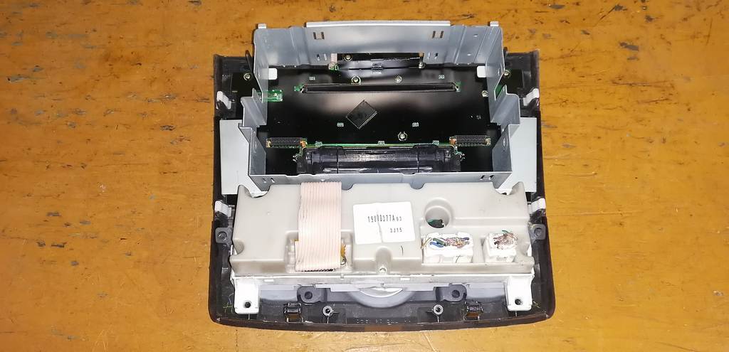 климат-контроль Mazda Demio