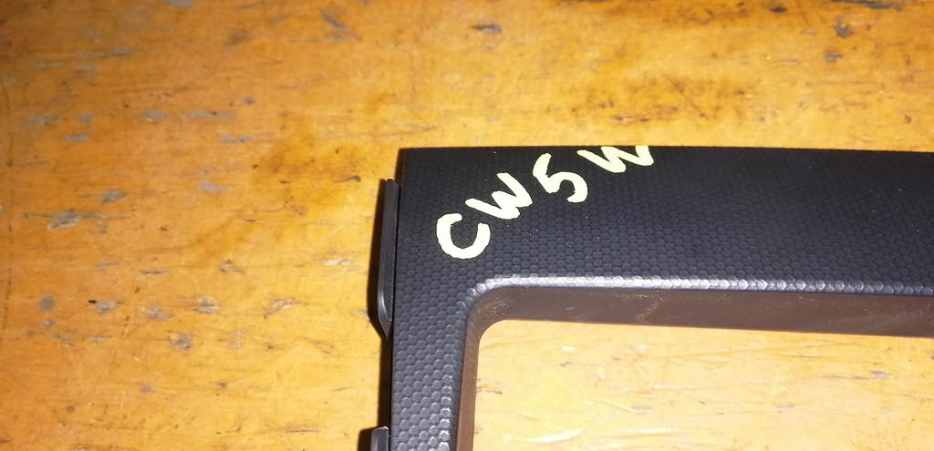 консоль магнитофона Mitsubishi Outlander