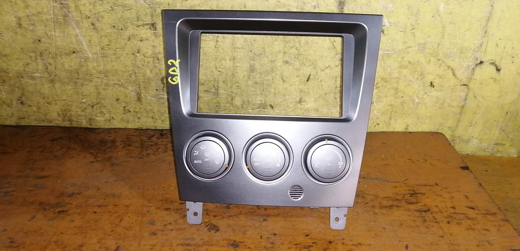 климат-контроль Subaru Impreza