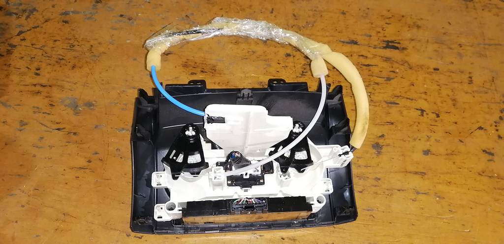 климат-контроль Toyota Passo