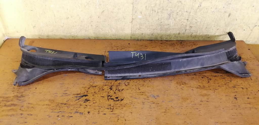 жабо Nissan Presage