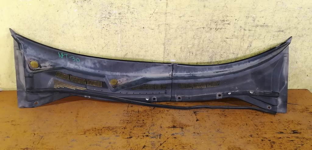 жабо Nissan X-Trail