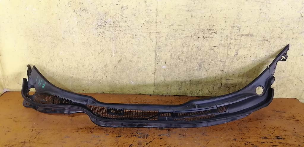 жабо Honda Elysion