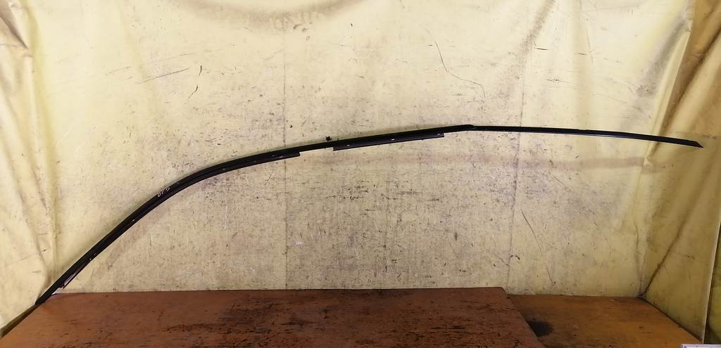 ветровик Subaru Legacy