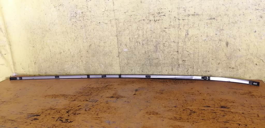 молдинг на крышу Mazda Demio