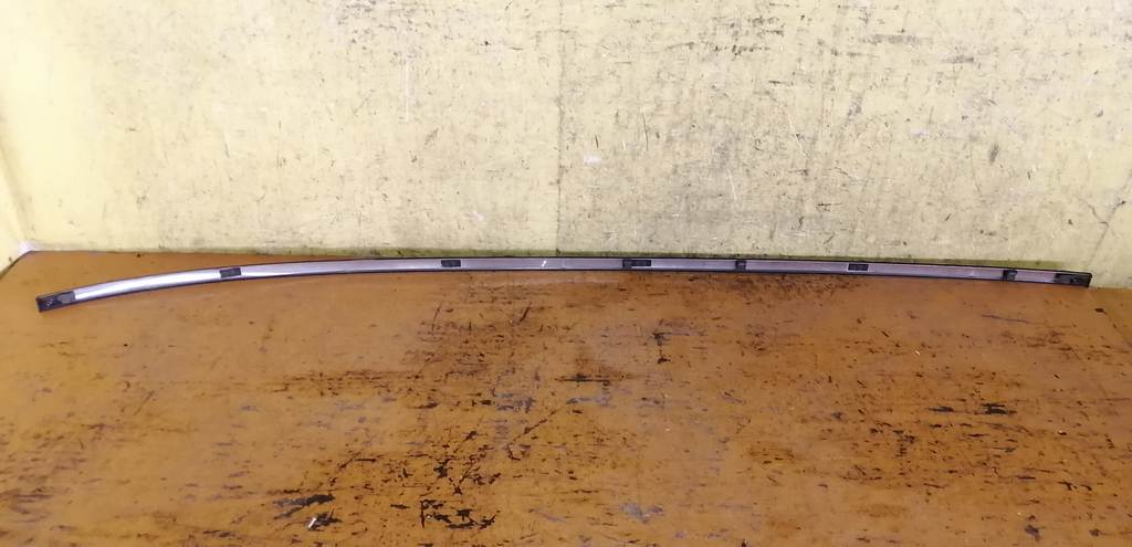 молдинг на крышу Mazda Demio