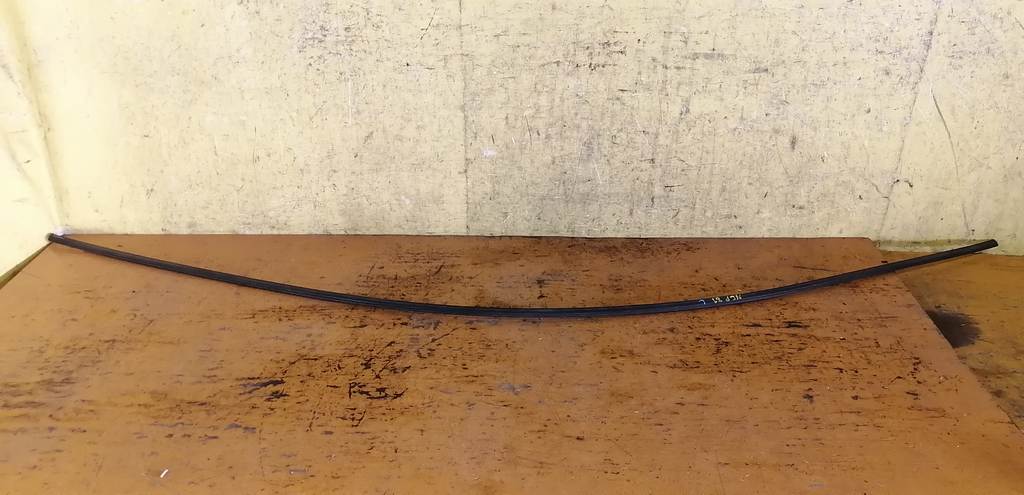 молдинг на крышу Toyota Sienta