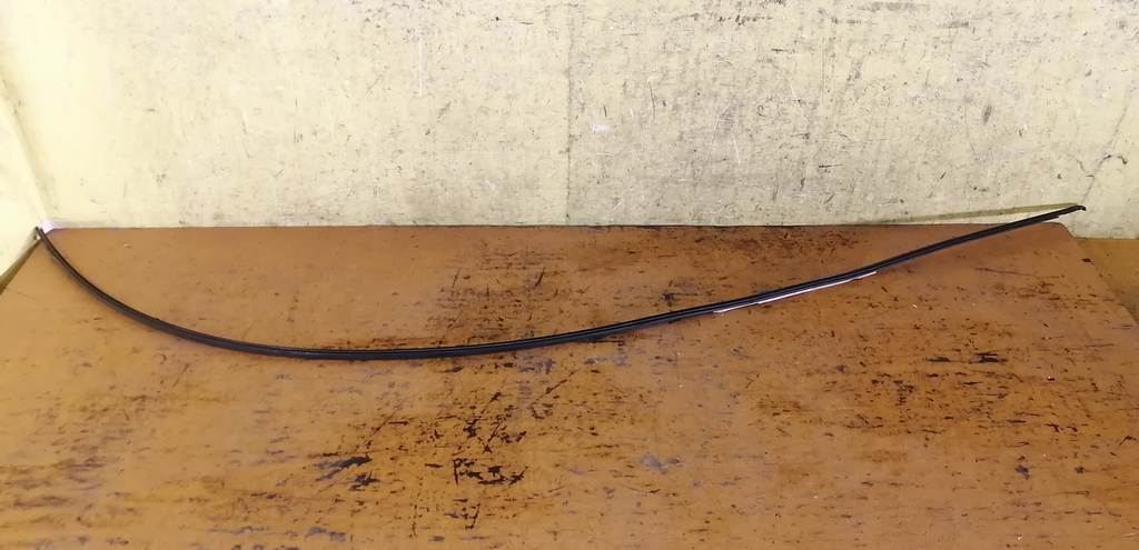 молдинг на крышу Toyota Funcargo