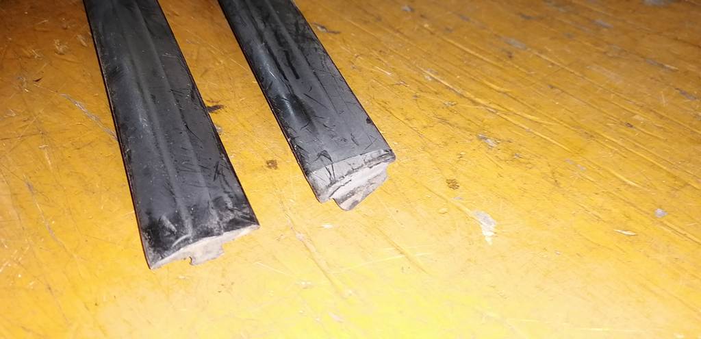 молдинг на крышу Honda Freed