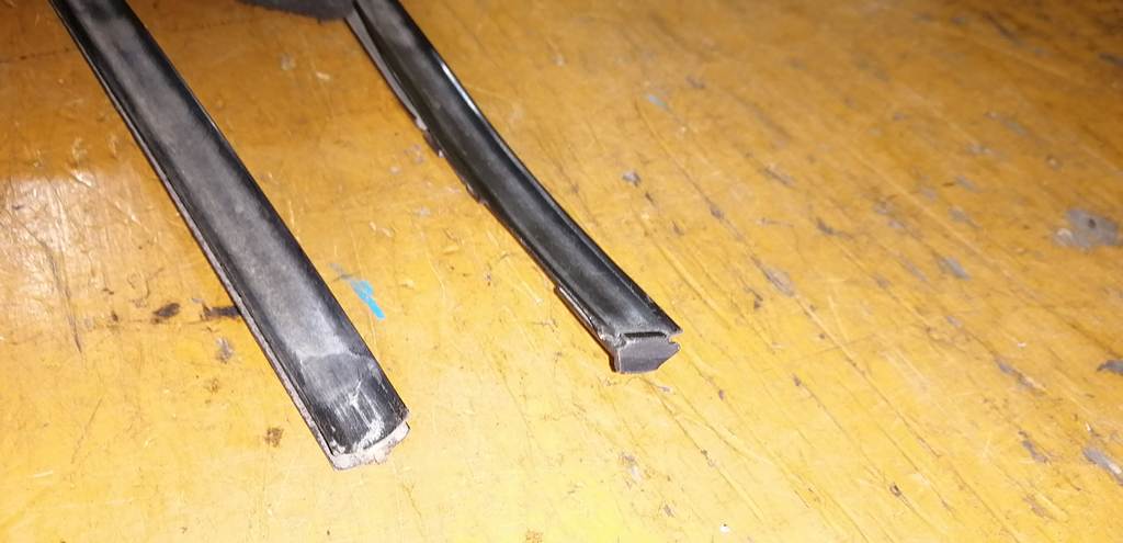 молдинг на крышу Nissan Note