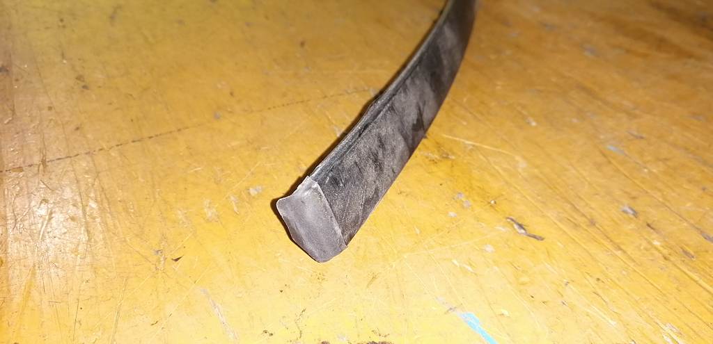 молдинг на крышу Subaru Impreza