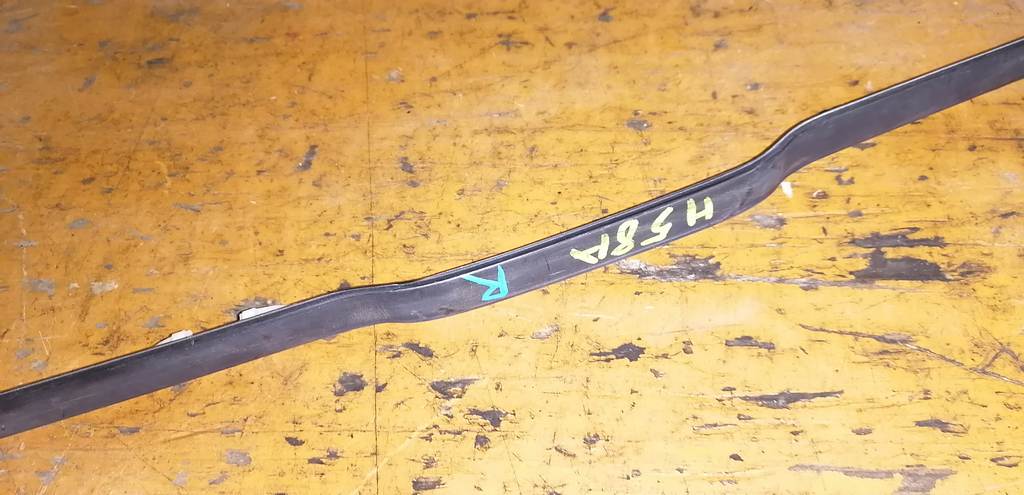 молдинг на крышу Mitsubishi Pajero Mini