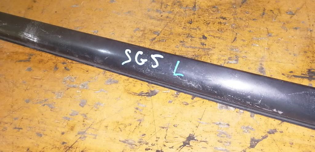 ветровик Subaru Forester