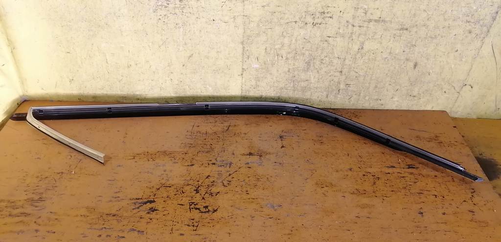 ветровик Subaru Forester