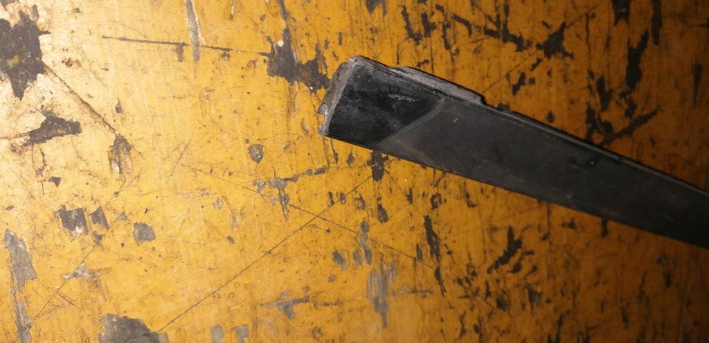 молдинг на крышу Mitsubishi Outlander