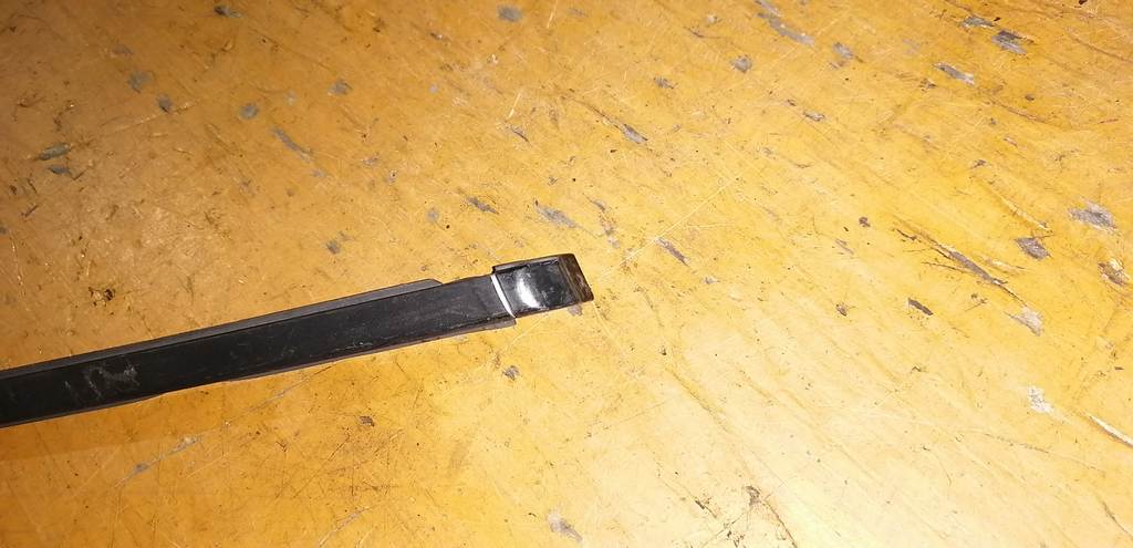 молдинг на крышу Nissan Teana