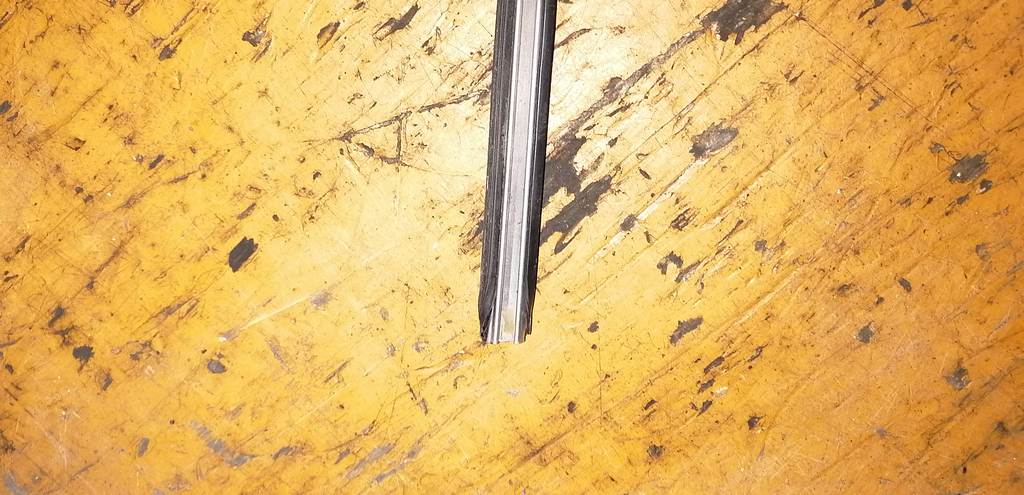 молдинг на крышу Nissan Teana