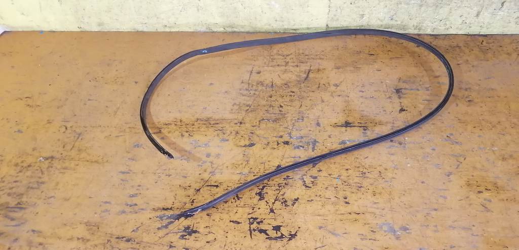 молдинг на крышу Honda Fit