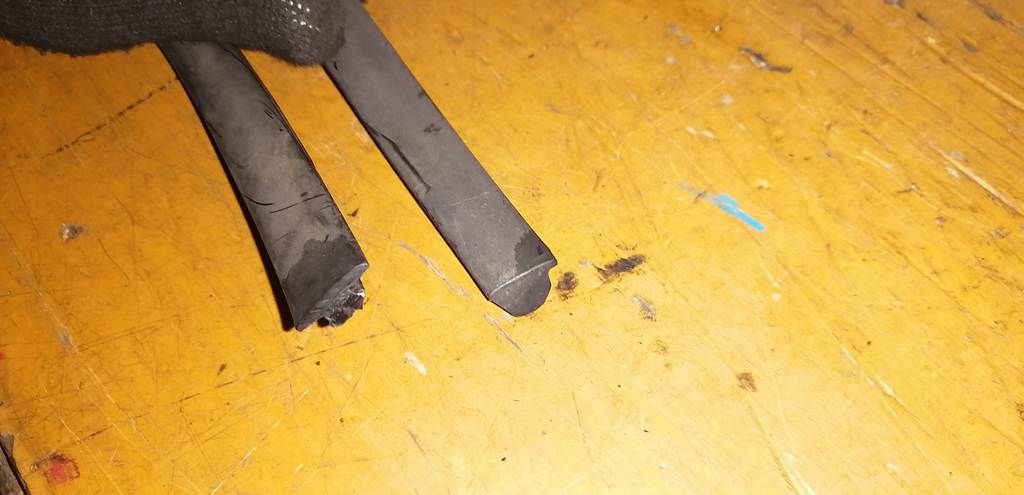 молдинг на крышу Honda Fit