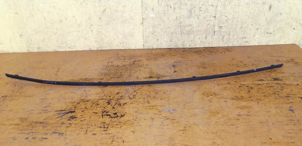 молдинг на крышу Mazda Axela