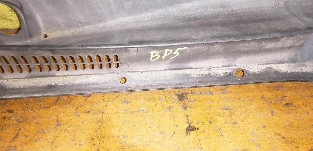 жабо Subaru Legacy