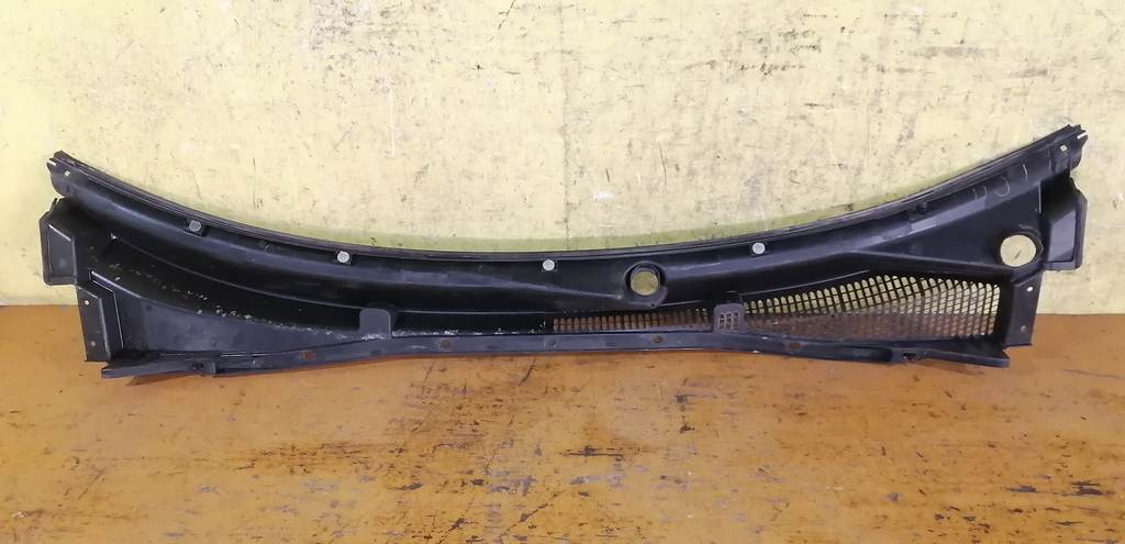 жабо Subaru Legacy