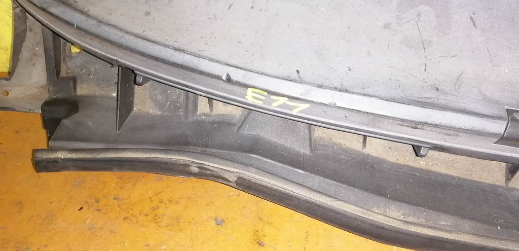 жабо Nissan Note