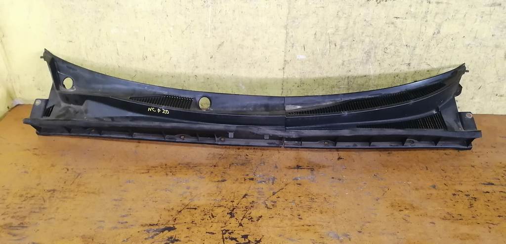 жабо Toyota Funcargo