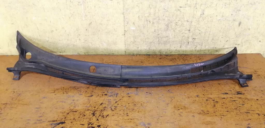 жабо Mazda Demio