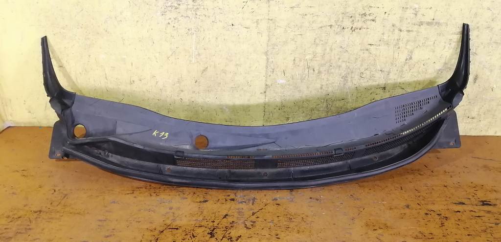 жабо Nissan March