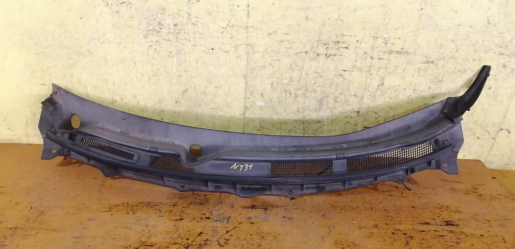 жабо Nissan X-Trail