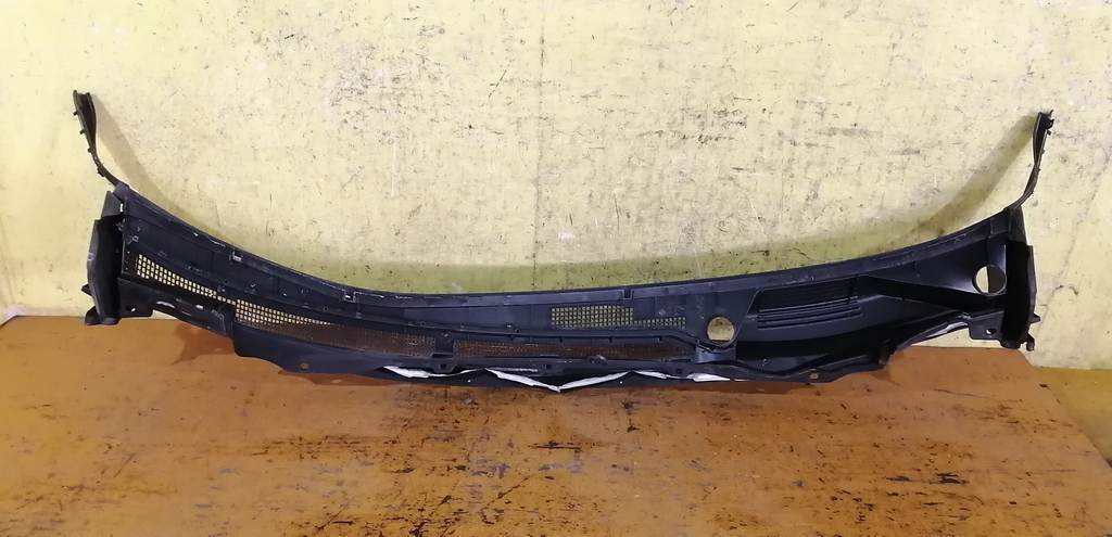 жабо Nissan Teana