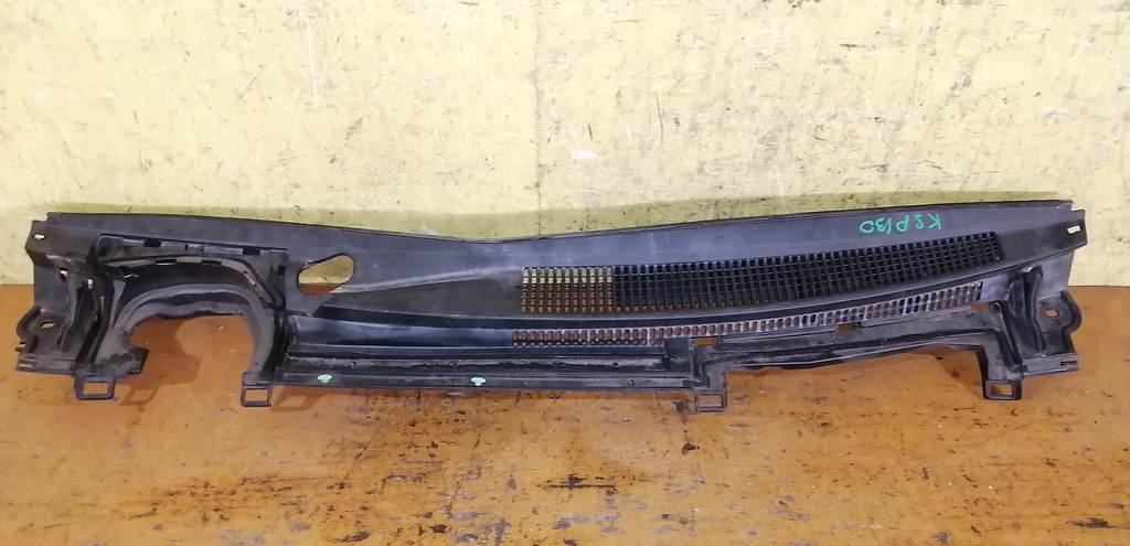 жабо Toyota Vitz