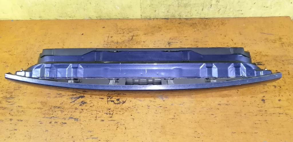 дверь 5-я Mitsubishi Outlander