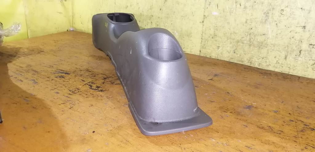 консоль между сидений Nissan March