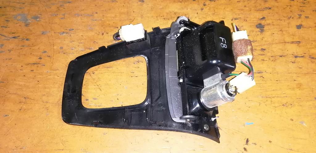 консоль кпп Subaru Impreza