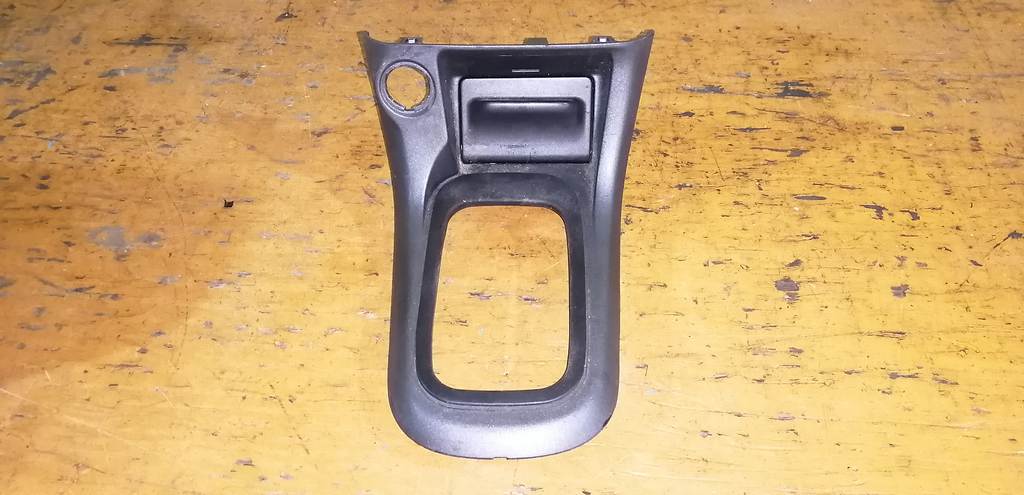 консоль кпп Nissan Sunny