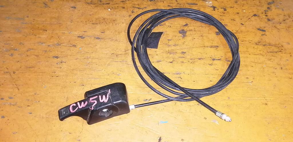 тросик лючка бака Mitsubishi Outlander