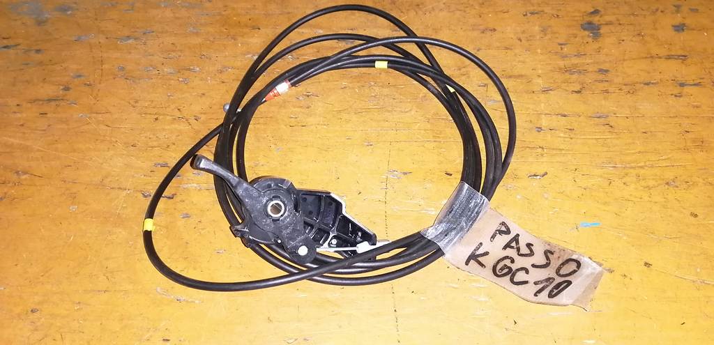 тросик лючка бака Toyota Passo