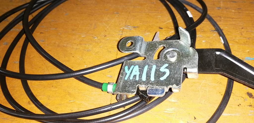 тросик лючка бака Suzuki SX4