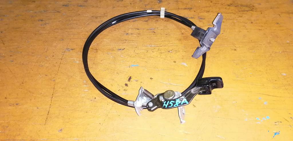 тросик лючка бака Mitsubishi Pajero Mini