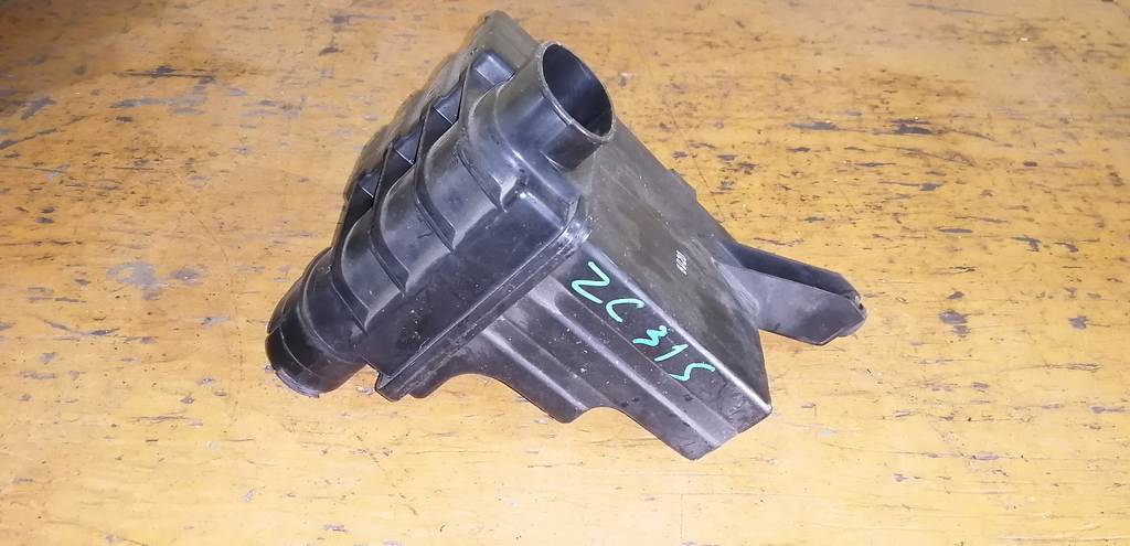 влагоотделитель Suzuki Swift