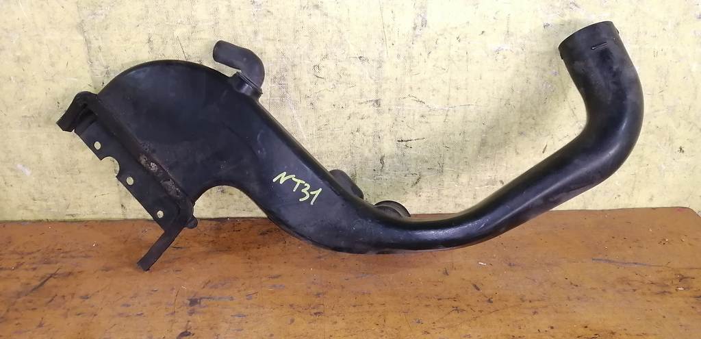 воздухозаборник Nissan X-Trail